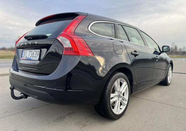 Volvo V60 cena 41000 przebieg: 242000, rok produkcji 2013 z Kłodzko małe 667